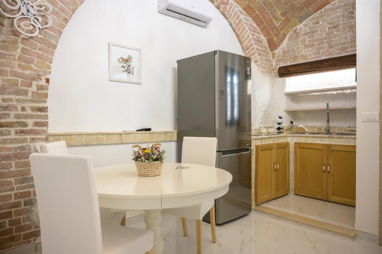 B&B Le Stanze Di Ludovica Termoli Ngoại thất bức ảnh